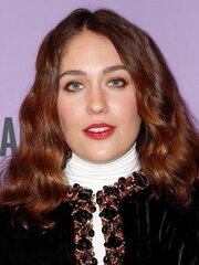 Lola Kirke