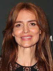 Saffron Burrows