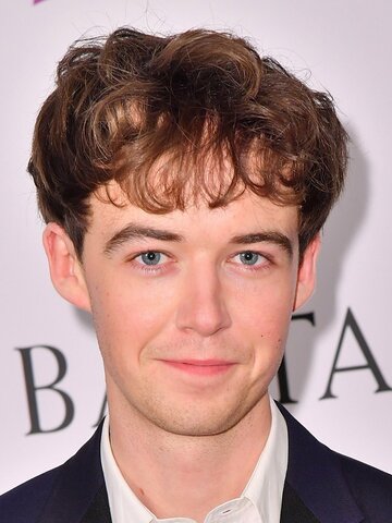 Alex Lawther Headshot