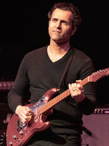 Dweezil Zappa Headshot