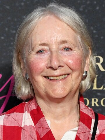 Gemma Jones Headshot