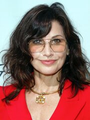 Gina Gershon
