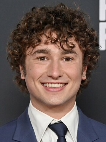 Gabriel LaBelle Headshot