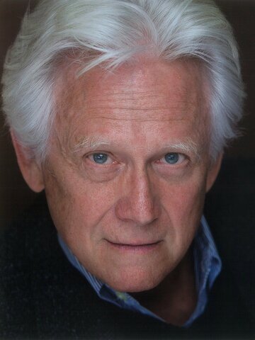 Bruce Davison Headshot