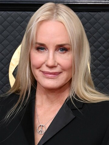 Daryl Hannah Headshot