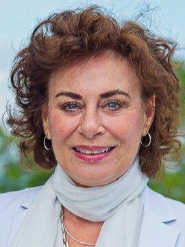 Mimi Kuzyk