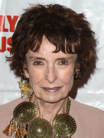 Margaret O'Brien Headshot
