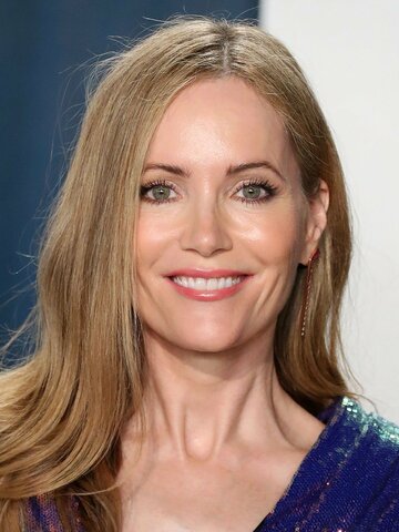 Leslie Mann Headshot