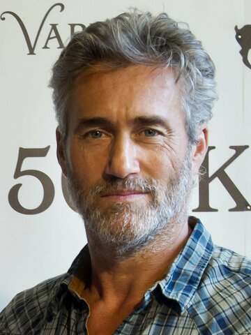 Roy Dupuis Headshot