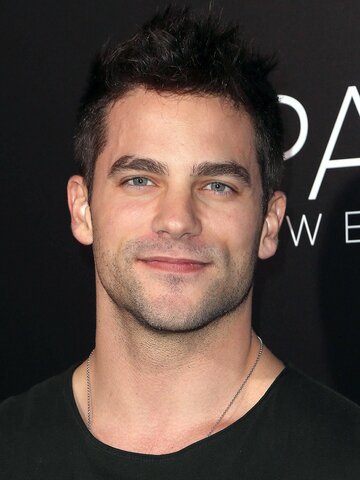 Brant Daugherty Headshot