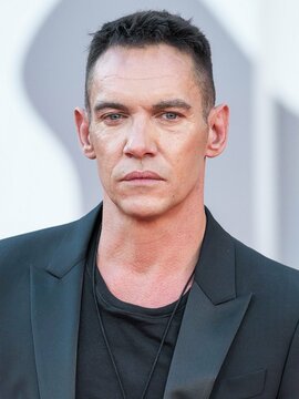 Jonathan Rhys Meyers
