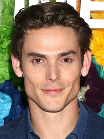 Mark Grossman Headshot