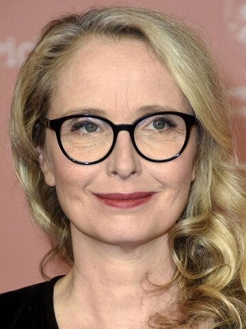 Julie Delpy Headshot