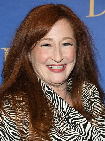 Vicki Lewis Headshot