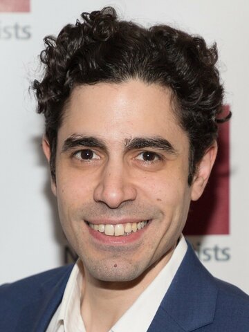 Damon Daunno Headshot