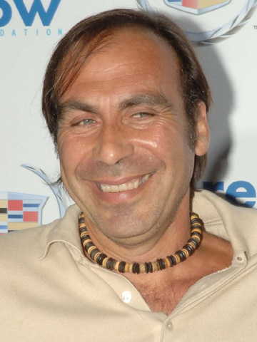 Taylor Negron Headshot