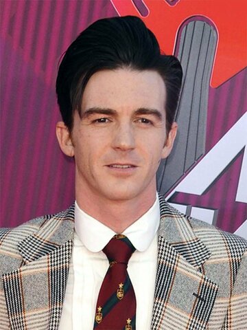 Drake Bell Headshot