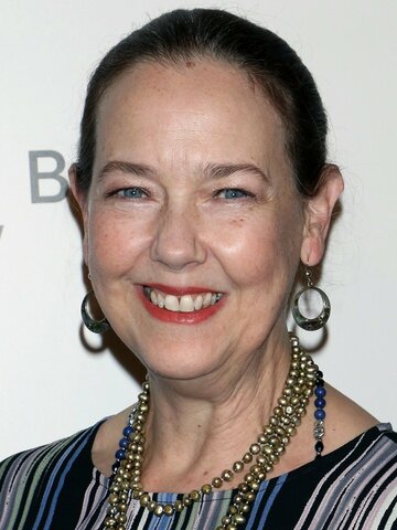 Harriet Sansom Harris Headshot