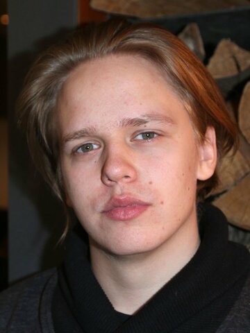 Valter Skarsgård Headshot