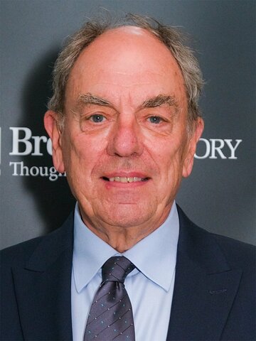 Alun Armstrong Headshot