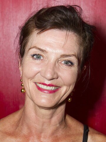 Michelle Fairley Headshot