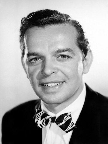 Joseph Pevney Headshot