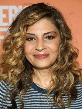 Callie Thorne