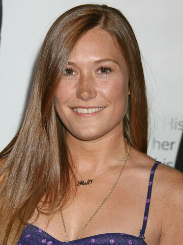 Schuyler Fisk Headshot