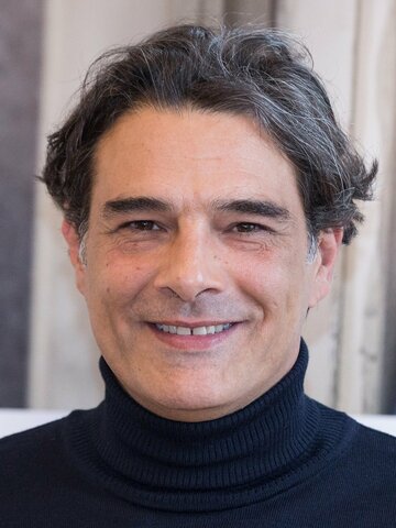 Marco Leonardi Headshot