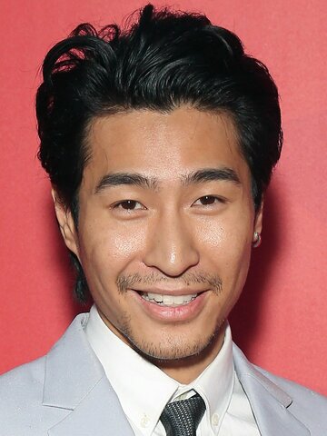 Chris Pang Headshot