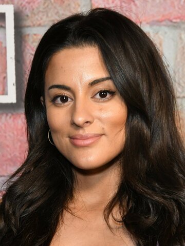 Carmela Zumbado Headshot