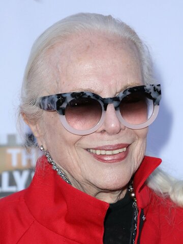 Barbara Bain Headshot