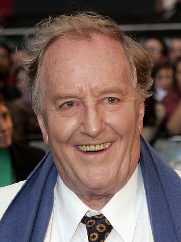 Robert Hardy Headshot