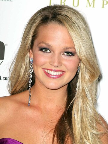 Allie LaForce Headshot