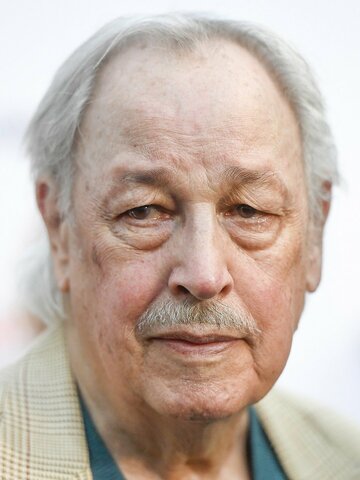 Frederic Forrest Headshot