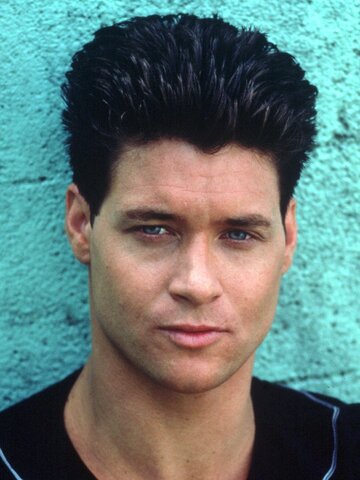 Bryan Genesse Headshot