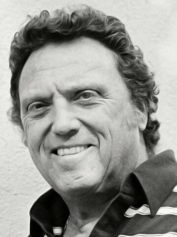 Dan Curtis Headshot