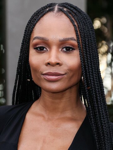 Zuri Hall Headshot