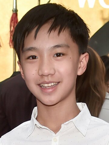 Ian Chen Headshot
