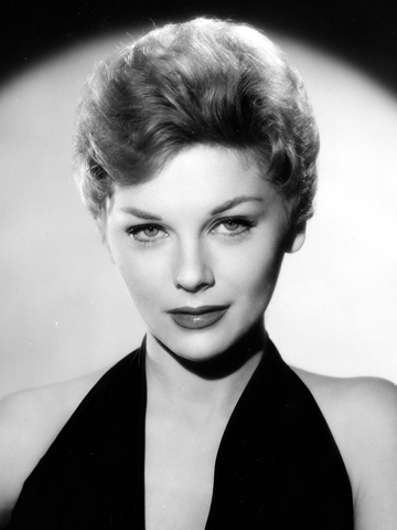 Joanna Moore Headshot