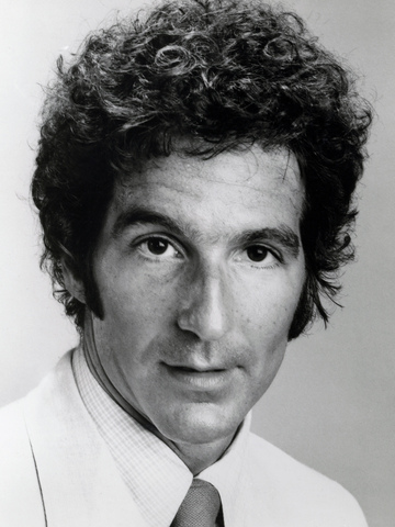 Leonard Frey Headshot