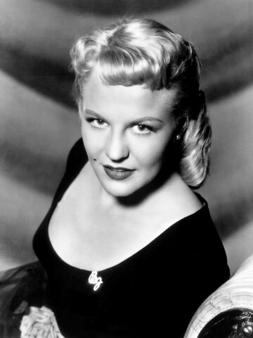 Peggy Lee Headshot