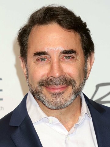 Paul Nassif Headshot
