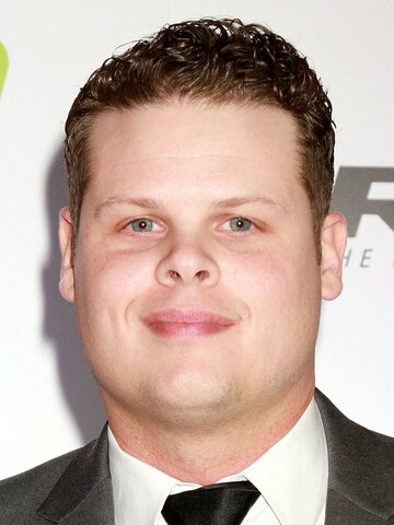 Derrick Levasseur Headshot