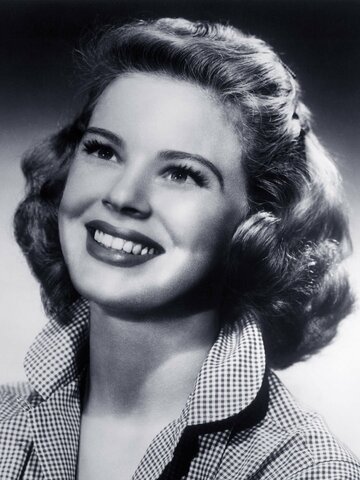 Betsy Palmer Headshot
