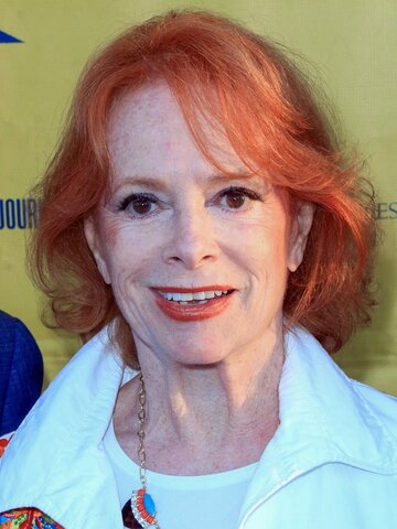 Luciana Paluzzi Headshot