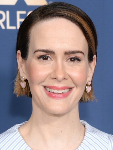 Sarah Paulson Headshot