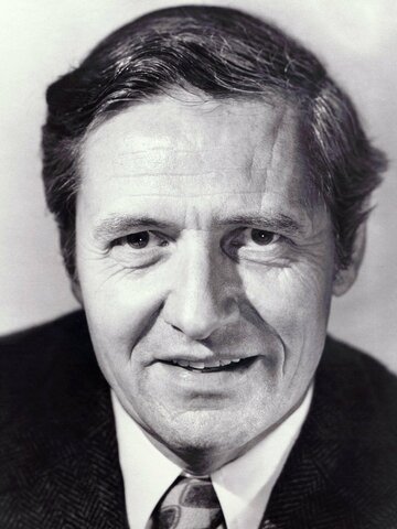 Arthur Hill Headshot