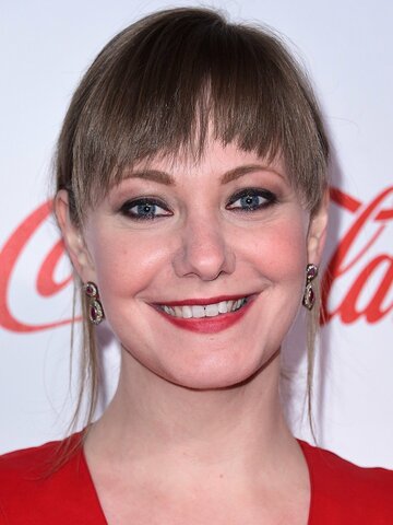 Emily V. Gordon Headshot
