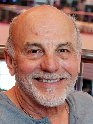 Carmen Argenziano Headshot